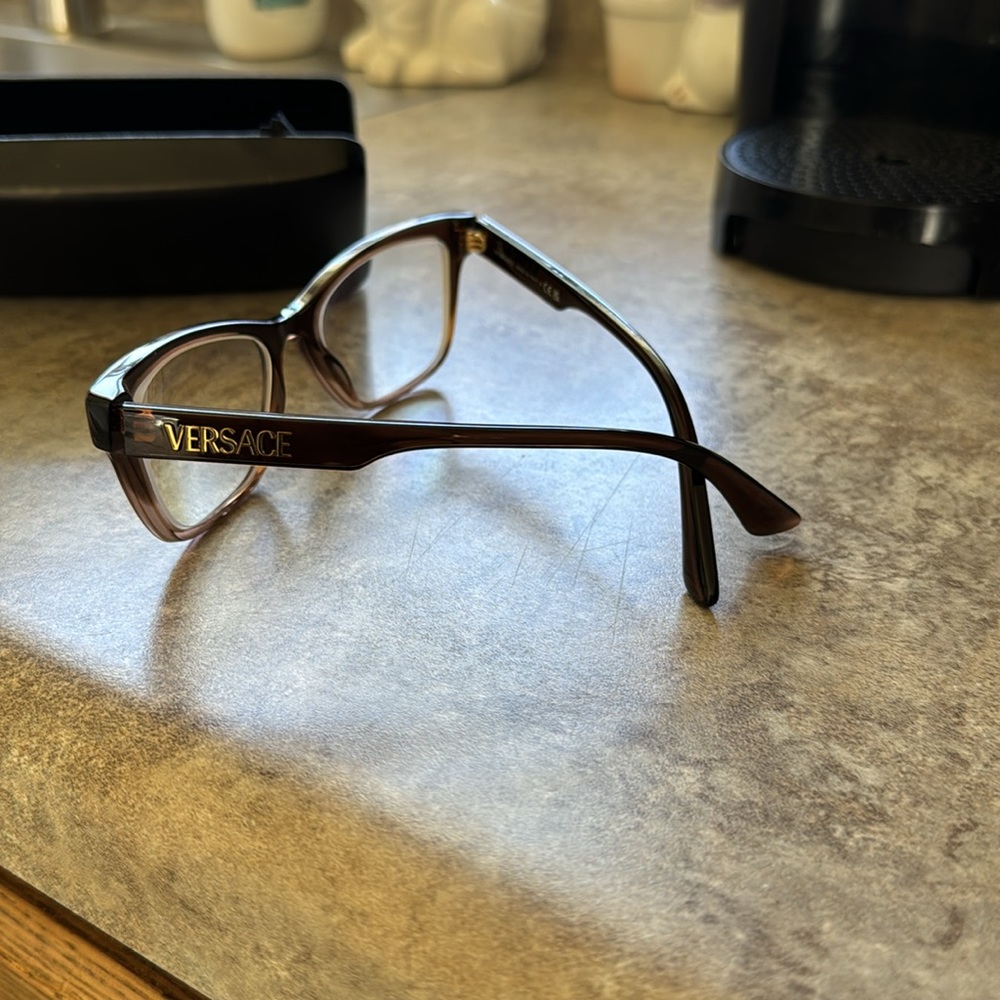 Versace two-tone eyeglasses. Brand new. - Picture 2 of 8
